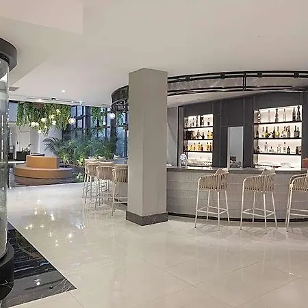 Hotel Berry Blue