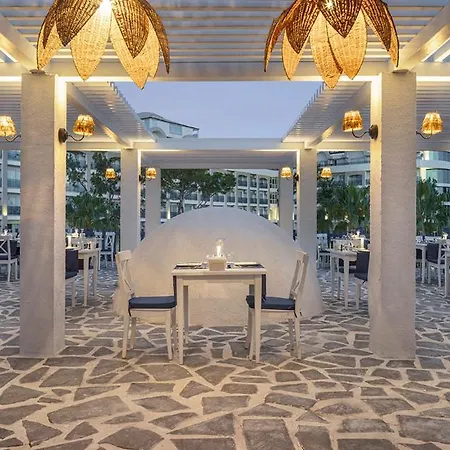 Berry Blue Hotel
