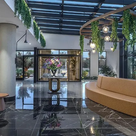 Berry Blue Hotel 5*